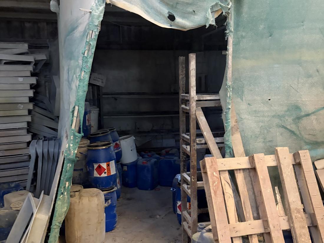 The doorway of the child part store